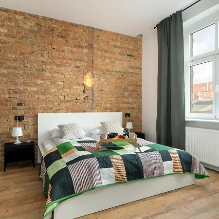 Klimatyzowane I Stylowe W Poznaniu Blisko Parku By Renters * Poznan